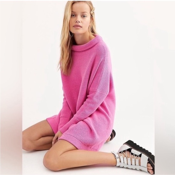 Free People Sweaters - Free People Ottoman sweater Slouchy Tunic Barbie pink small oversized cozy comfy